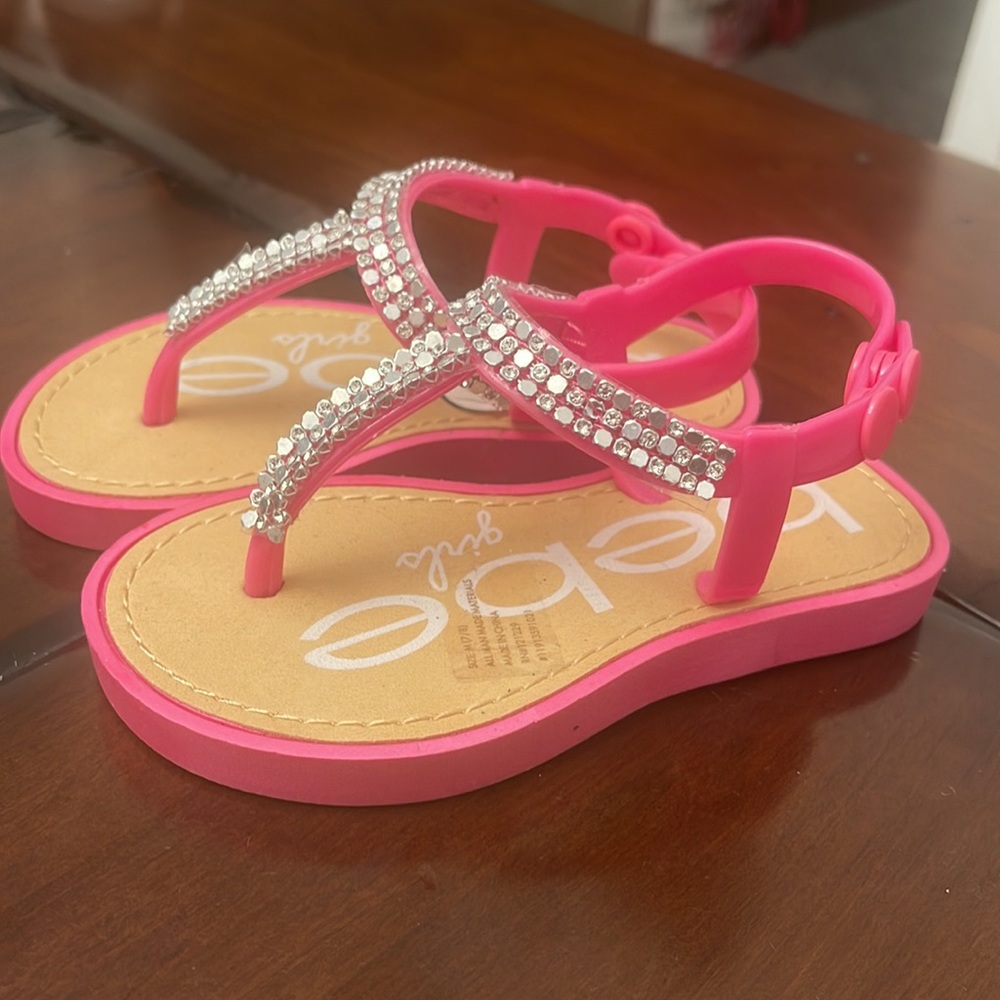 Bebe Toddler Sandal size 7/8. - Picture 3 of 7